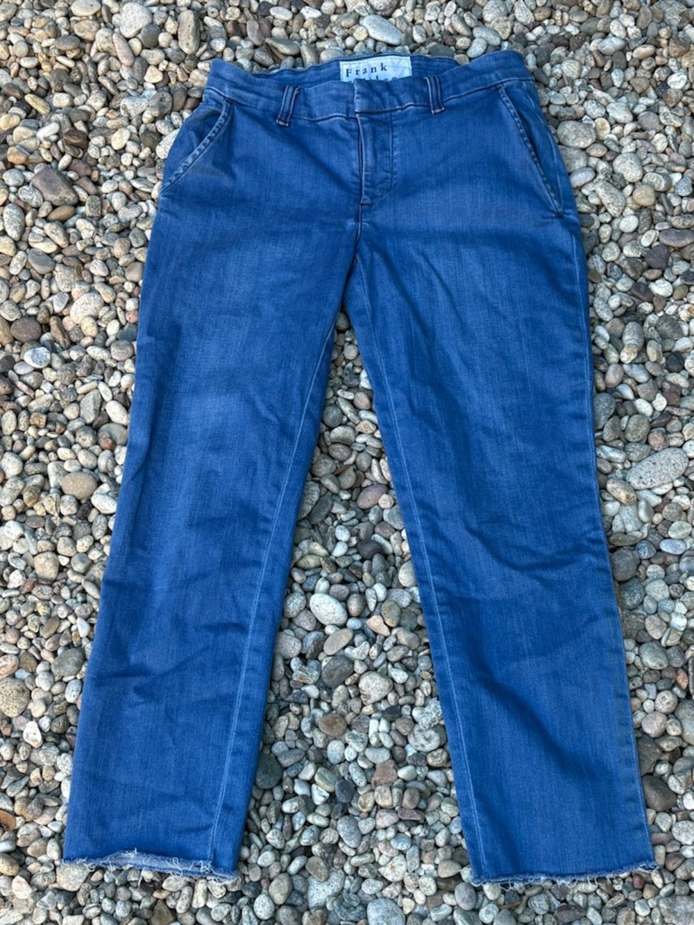 Frank & Eileen "Wicklow" distressed jeans - Size 4